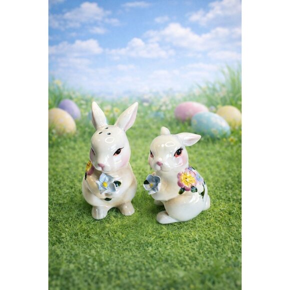 Unknown Other - Vintage Easter Bunny Rabbit Salt Pepper Shakers Hand Painted Floral 2 1/2"
